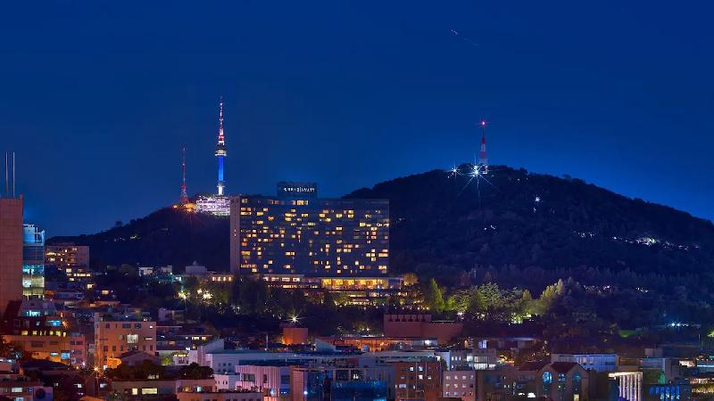 Grand-Hyatt-Seoul-P1195-Exterior-Namsan-Tower.16x9.jpg